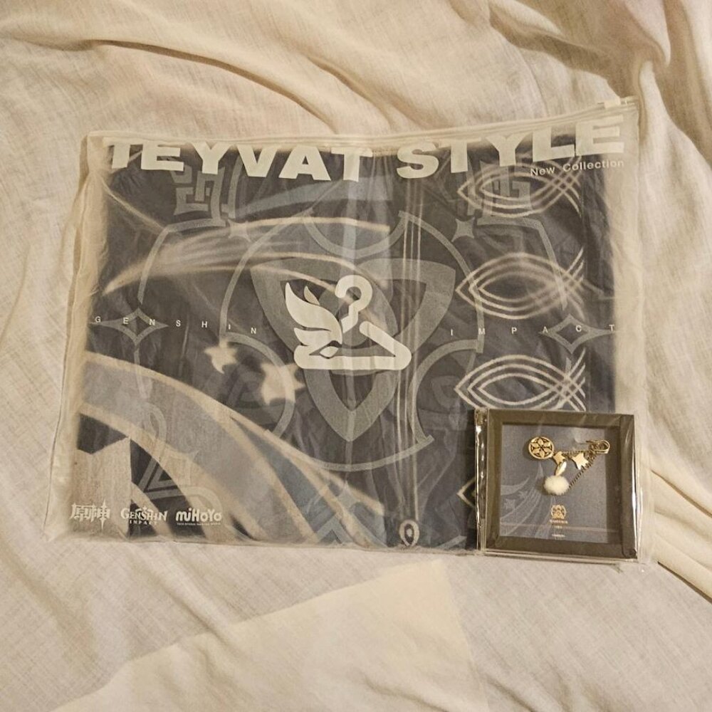 (NEW) miHoYo Wanderer Impression Scarf and Brooch Pin